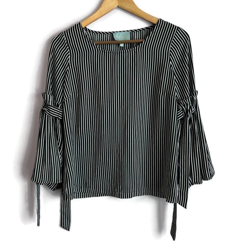 Skies are Blue Black and White Striped Tie Sleeve Top Shirt Blouse Size XS